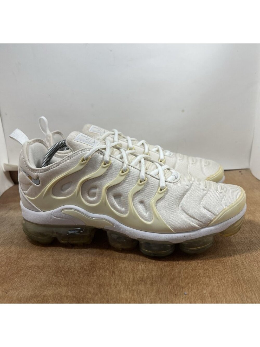 Nike Air Vapormax Plus Men Size 10.5 Running Shoes Sneakers White 924453-100